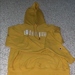 VINTAGE CHAMPION MUSTARD YELLOW SWEATSHIRT